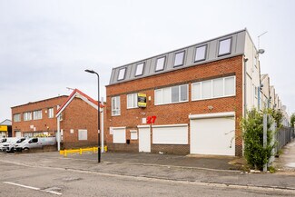 Plus de détails pour 21 Wadsworth Rd, Greenford - Local d'activités, Industriel/Logistique à louer