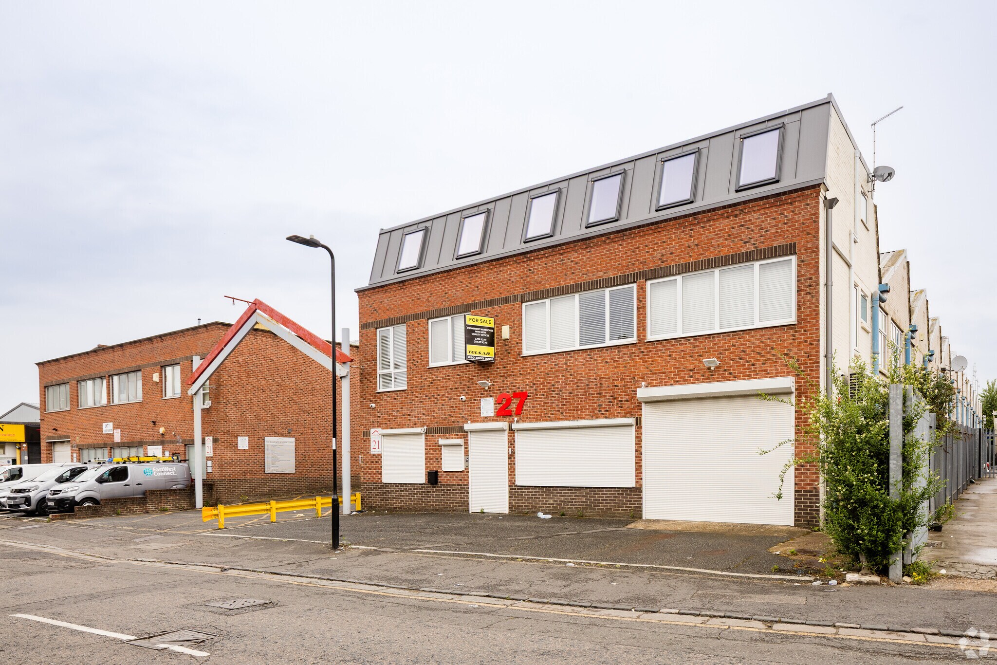 21 Wadsworth Rd, Greenford à louer Photo de l’immeuble– Image 1 sur 2