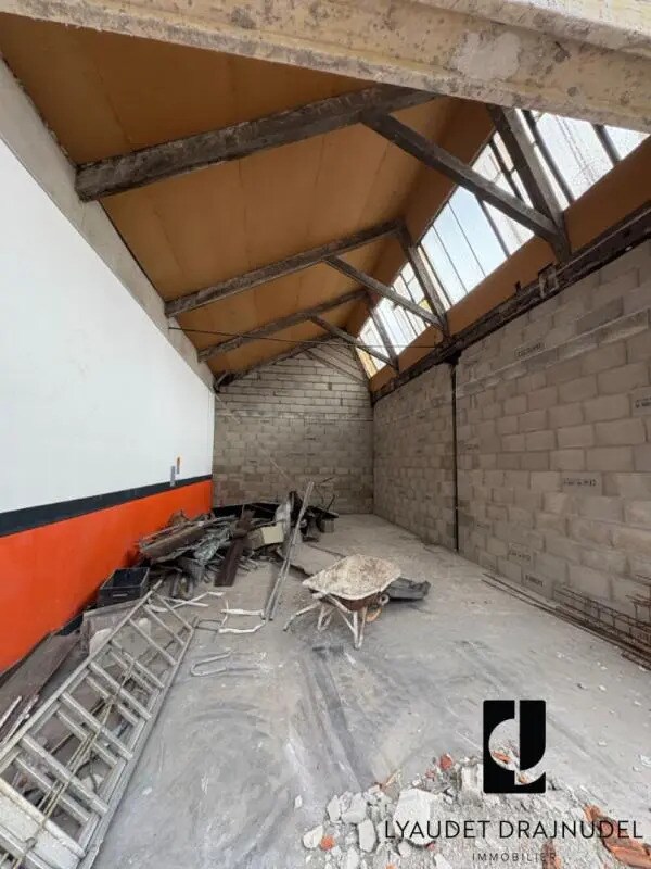 Local d'activités dans Roanne à vendre Photo de l’immeuble– Image 1 sur 4