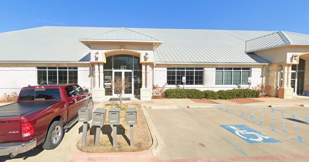 1200 Crawford Ave, Granbury, TX à louer - Photo de l’immeuble – Image 3 sur 9