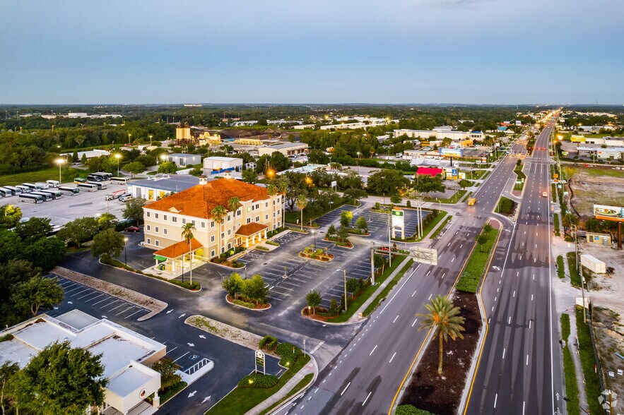 12200 W Colonial Dr, Winter Garden, FL à louer - Aérien – Image 3 sur 4