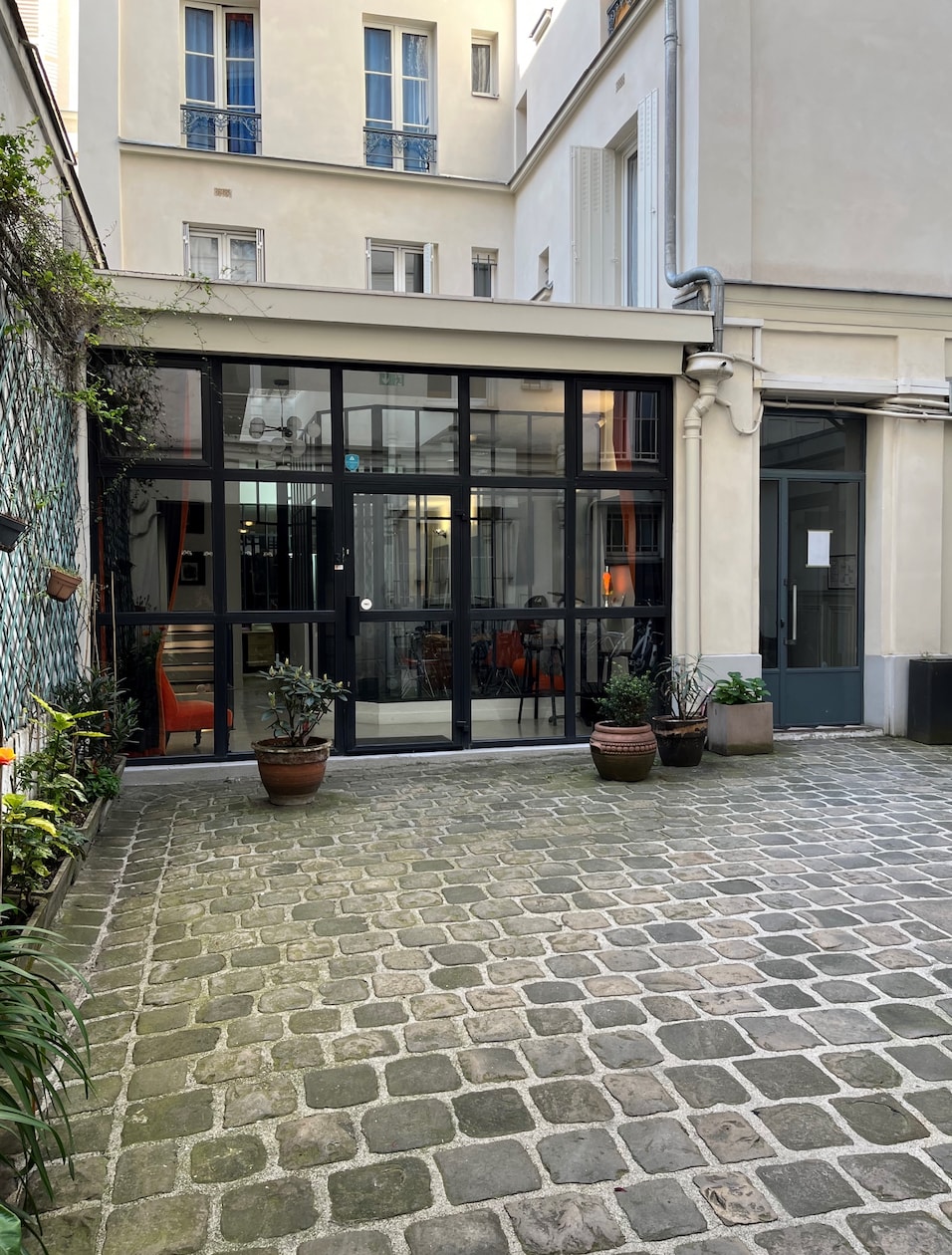 Bureau dans Paris à vendre Photo de l’immeuble– Image 1 sur 8