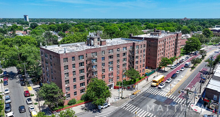 10915 Merrick Blvd, Jamaica, NY à vendre Photo principale– Image 1 sur 5