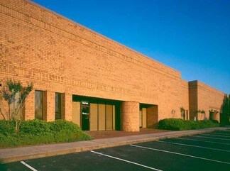 Plus de détails pour 6510 Jimmy Carter Blvd, Norcross, GA - Industriel/Logistique à louer