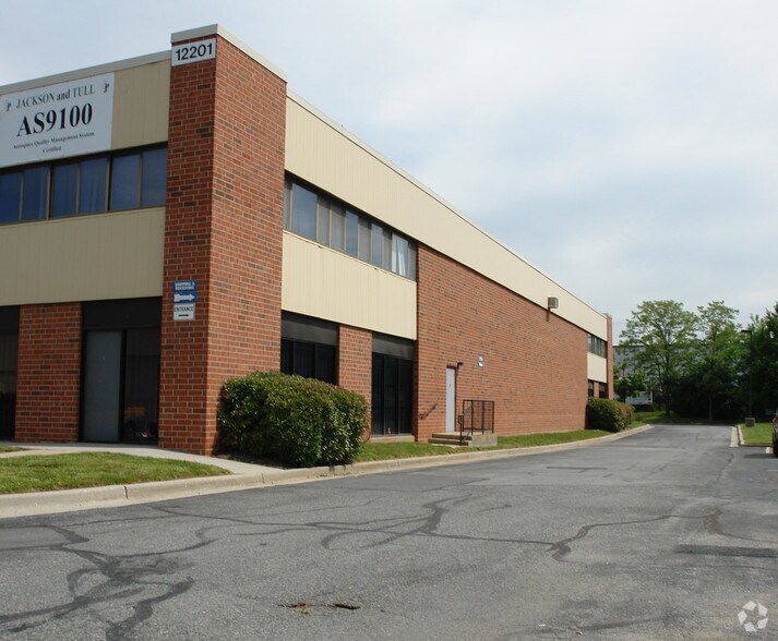 12201-12211 Distribution Way, Beltsville, MD à louer - Photo de l’immeuble – Image 3 sur 4