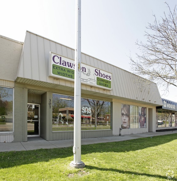 307 W 14 Mile Rd, Clawson, MI à louer - Photo principale – Image 1 sur 2
