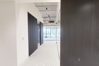 2221 N Miami Ave, Miami, FL à louer Numérisation 3D Matterport– Image 1 sur 1