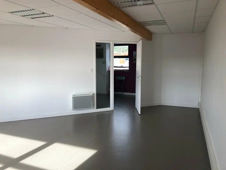 Bureau dans Brest à louer - Photo de l’immeuble – Image 2 sur 11