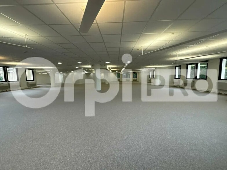 Bureau dans Saint-Aubin à louer - Photo intérieure – Image 3 sur 12