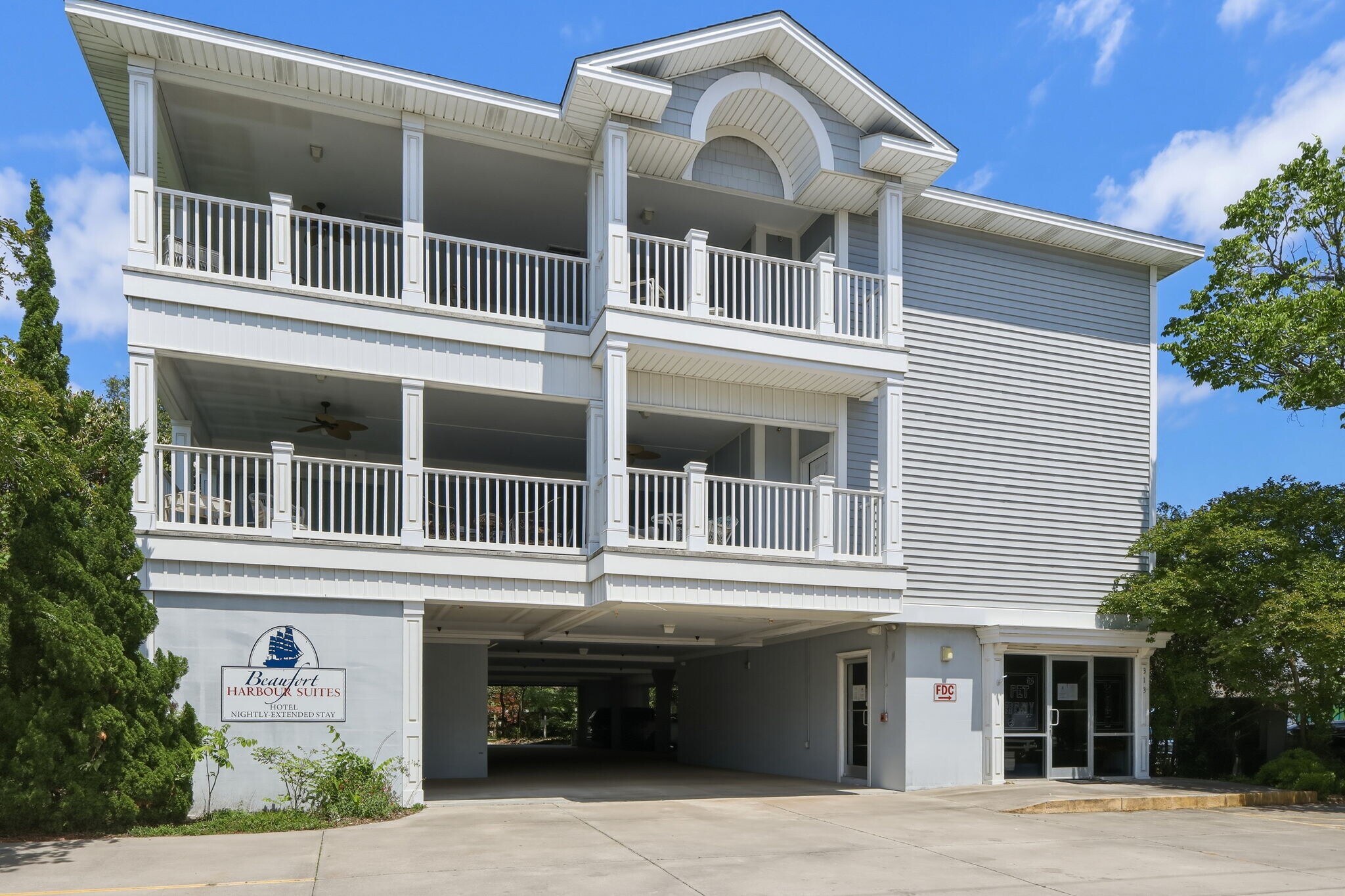 313 Cedar St, Beaufort, NC à vendre Photo de l’immeuble– Image 1 sur 29