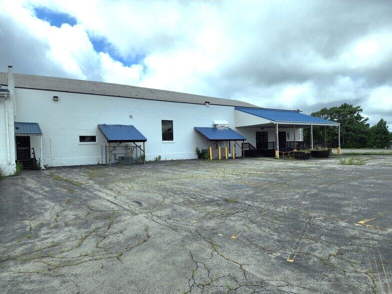 225-227 East Ave, Albion, NY à louer - Photo de l’immeuble – Image 1 sur 4