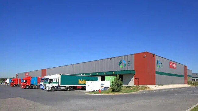 Plus de détails pour Industriel/Logistique à louer