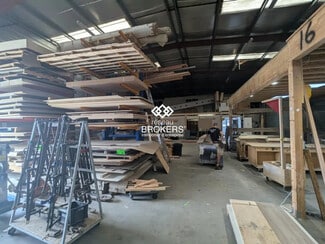 Plus de détails pour Industriel/Logistique à louer