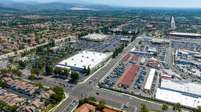 2505 El Camino Real, Tustin, CA - Vue aérienne  vue de carte - Image1
