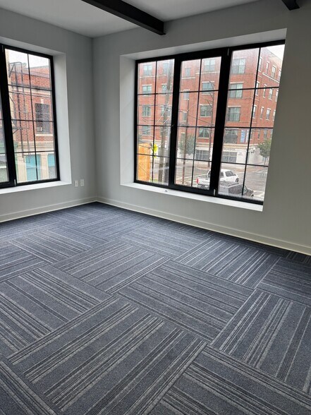 125 N Main St, Port Chester, NY à louer - Photo intérieure – Image 3 sur 9