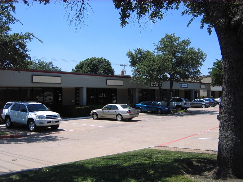 4901 Keller Springs Rd, Addison, TX à louer - Photo de l’immeuble – Image 3 sur 6