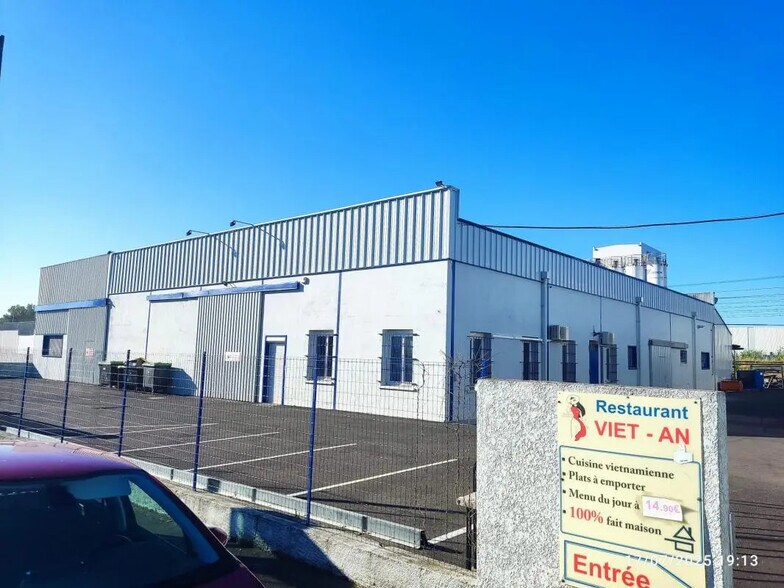 Local d'activités dans Toulouse à vendre - Photo de l’immeuble – Image 2 sur 18