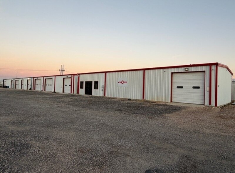 420 Meadow Ave, Odessa, TX à vendre - Photo de l’immeuble – Image 3 sur 12