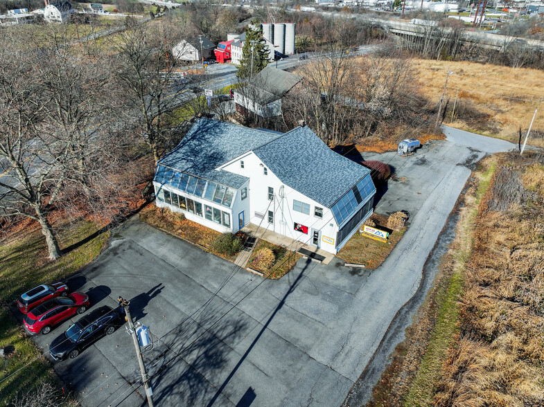 830 Flory Mill Rd, Lancaster, PA à vendre - Photo principale – Image 1 sur 41