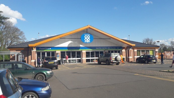 High St, Collingham à louer - Photo de l’immeuble – Image 1 sur 1