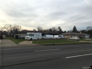 27105 Ford Rd, Dearborn Heights, MI à vendre - Photo de l’immeuble – Image 1 sur 27