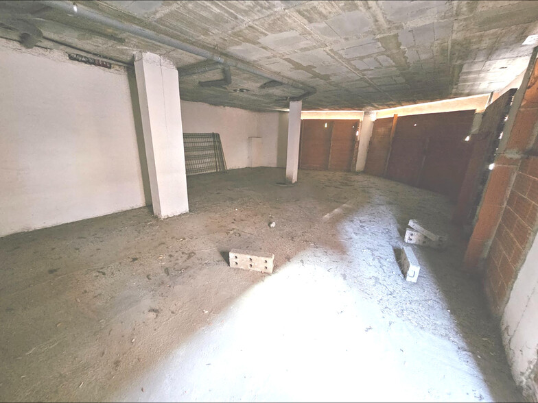 Immeuble residentiel dans Sant Celoni, Barcelona à vendre - Photo intérieure – Image 1 sur 2