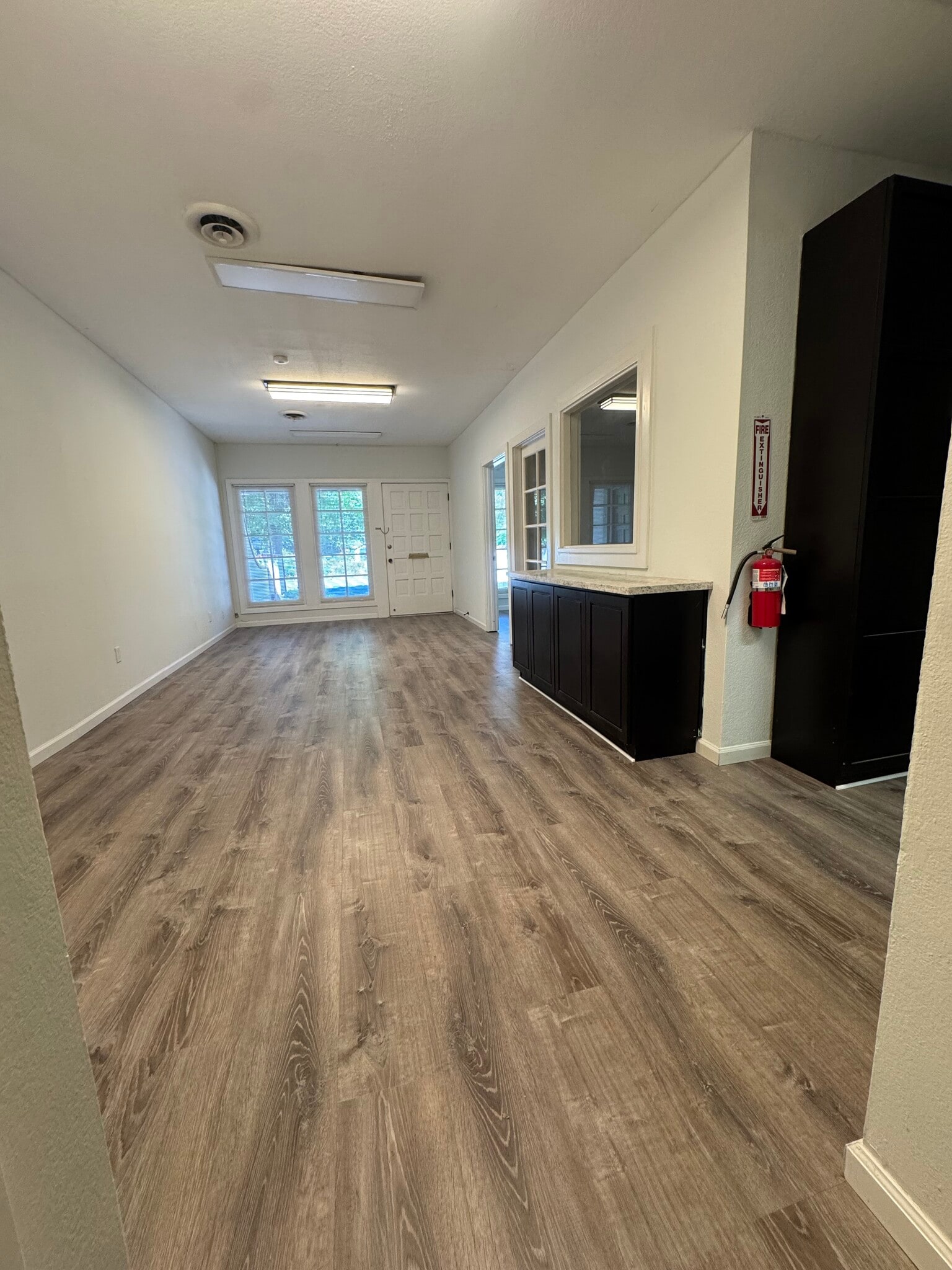 800 Mendocino Ave, Santa Rosa, CA à louer Photo intérieure– Image 1 sur 7