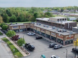 Plus de détails pour 7831 W 95th St, Hickory Hills, IL - Local commercial à louer