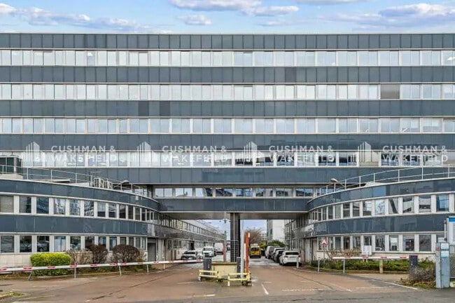 Plus de détails pour 10-22 Rue D'Arras, Nanterre - Bureau, Local d'activités à louer