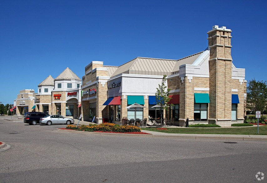 142-172 Pioneer Trl, Chaska, MN à vendre - Photo principale – Image 1 sur 6