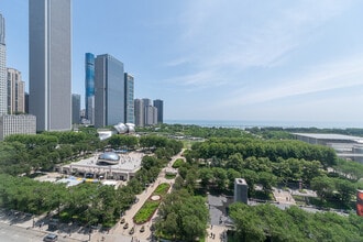 8 S Michigan Ave, Chicago, IL à louer Photo intérieure– Image 2 sur 6