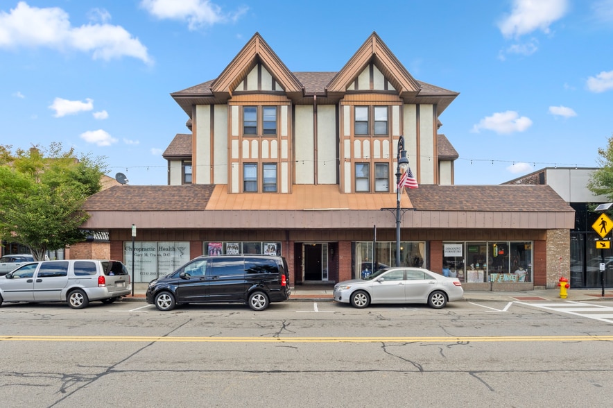 30-32 S Main St, Attleboro, MA à louer - Photo de l’immeuble – Image 1 sur 26