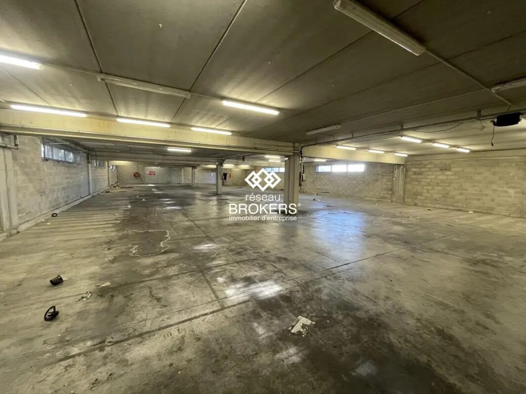 Industriel/Logistique dans Aubagne à louer Photo intérieure– Image 1 sur 7