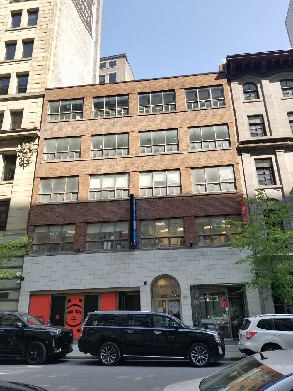400 St Saint-Jacques, Montréal, QC à louer Photo principale– Image 1 sur 5