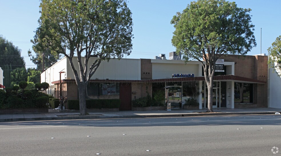 2020-2030 Huntington Dr, San Marino, CA à vendre - Photo principale – Image 1 sur 12