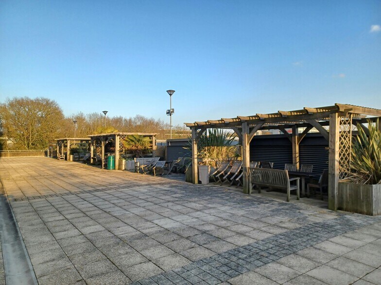 Doncastle Rd, Bracknell à louer - Photo de l’immeuble – Image 1 sur 8