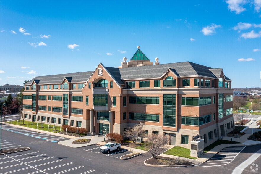 935 1st Ave, King Of Prussia, PA à louer - Photo principale – Image 1 sur 6