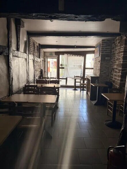 Local commercial dans Bourg-en-Bresse à vendre - Photo intérieure – Image 3 sur 8