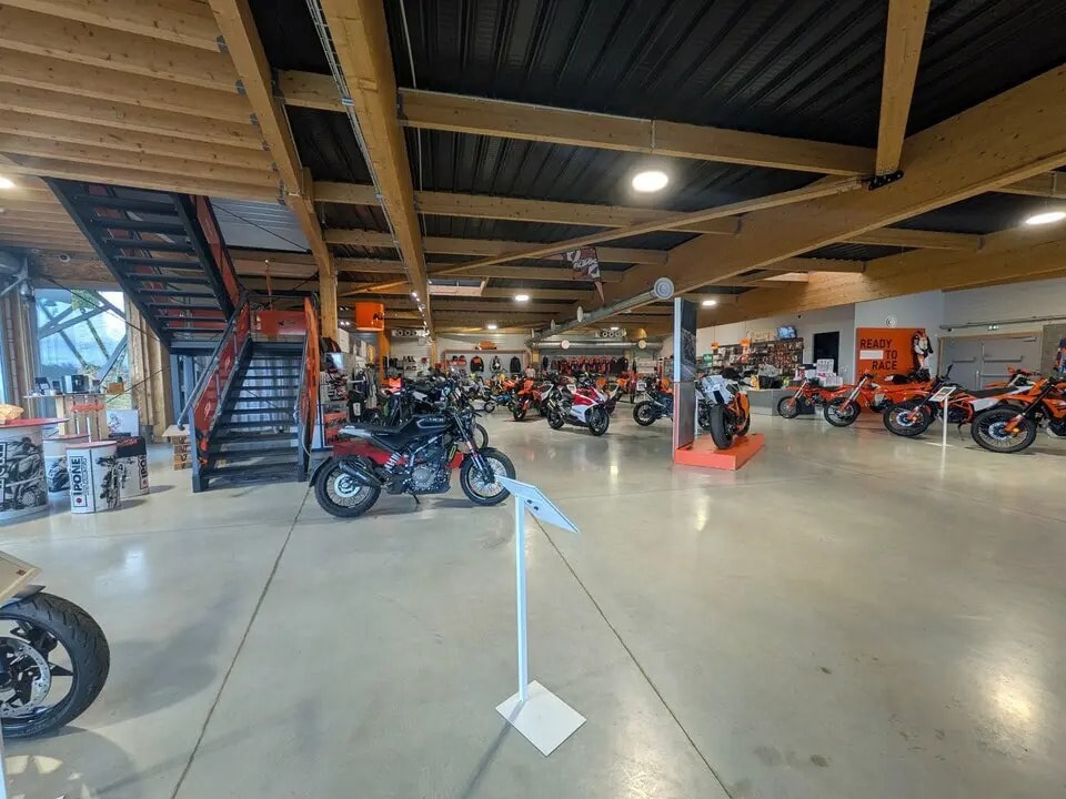 Local d'activités dans Boos à vendre Photo intérieure– Image 1 sur 5