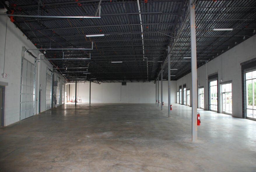 4841-4845 International Blvd, Frederick, MD à vendre - Photo de l’immeuble – Image 3 sur 15