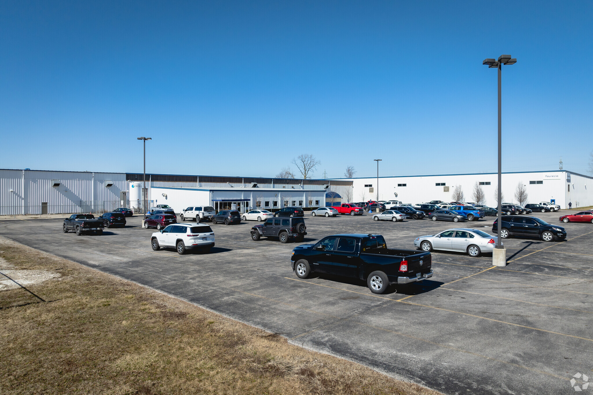 5225 Telegraph Rd, Toledo, OH à louer Photo principale– Image 1 sur 8