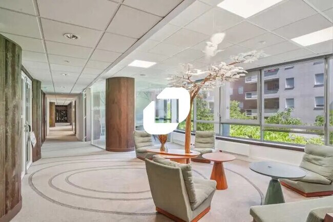 Plus de détails pour Bureau à vendre