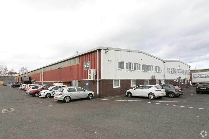 Hartlebury Trading Est, Hartlebury à louer - Photo principale – Image 1 sur 8