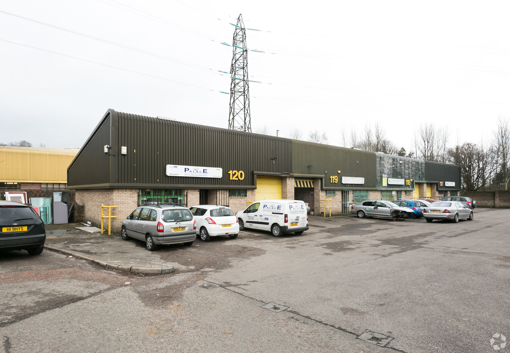 Springvale, Cwmbran à louer Photo principale– Image 1 sur 12