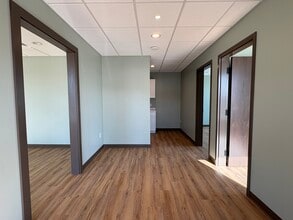 533 Commerce Way, Cloquet, MN à louer Photo intérieure– Image 1 sur 9