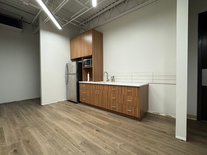 7250 Metro Blvd, Edina, MN à louer - Photo de l’immeuble – Image 2 sur 12