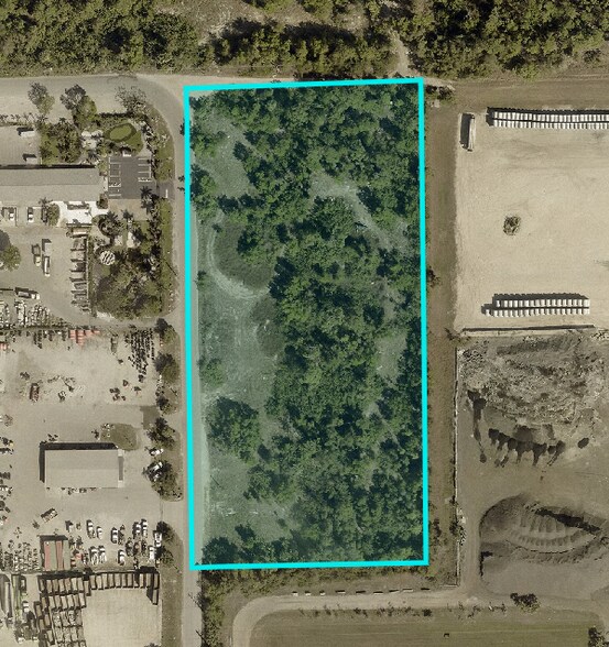 7051 Pennsylvania St, Fort Myers, FL à vendre - Photo principale – Image 2 sur 2