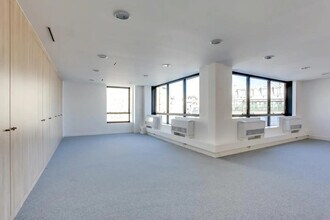 41 Rue De La Bienfaisance, Paris à louer Photo intérieure– Image 1 sur 14