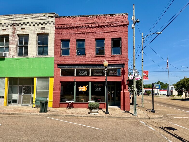 100 S Main St, Yazoo City, MS à vendre - Photo de l’immeuble – Image 2 sur 42