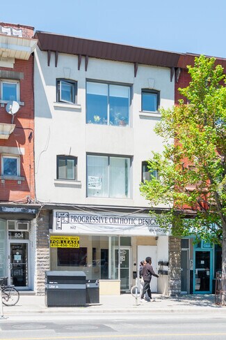 Plus de détails pour 802 Bloor St W, Toronto, ON - Local commercial à louer